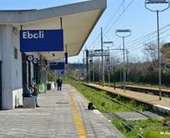 Nuovi treni ed aumento di posti viaggiatori per i tanti pendolari di Eboli